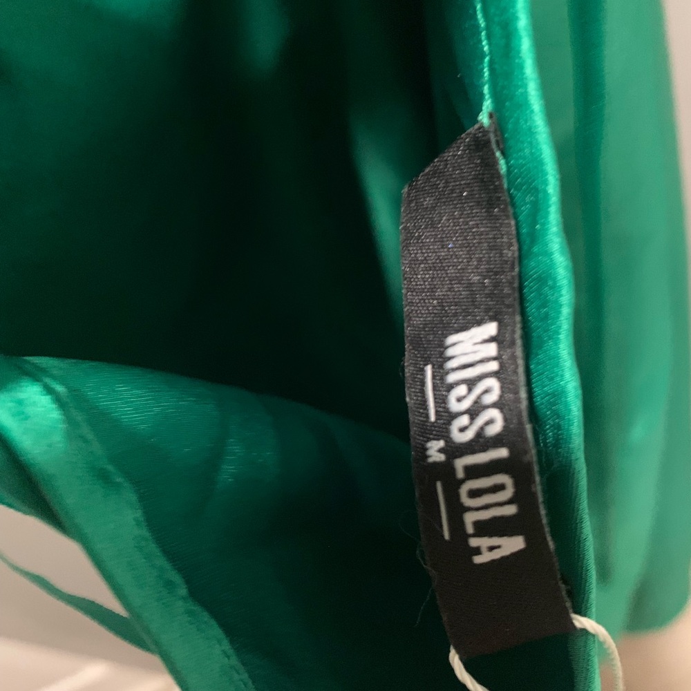 Miss Lola  Elegant Green Evening Dress - Picture 4 of 7